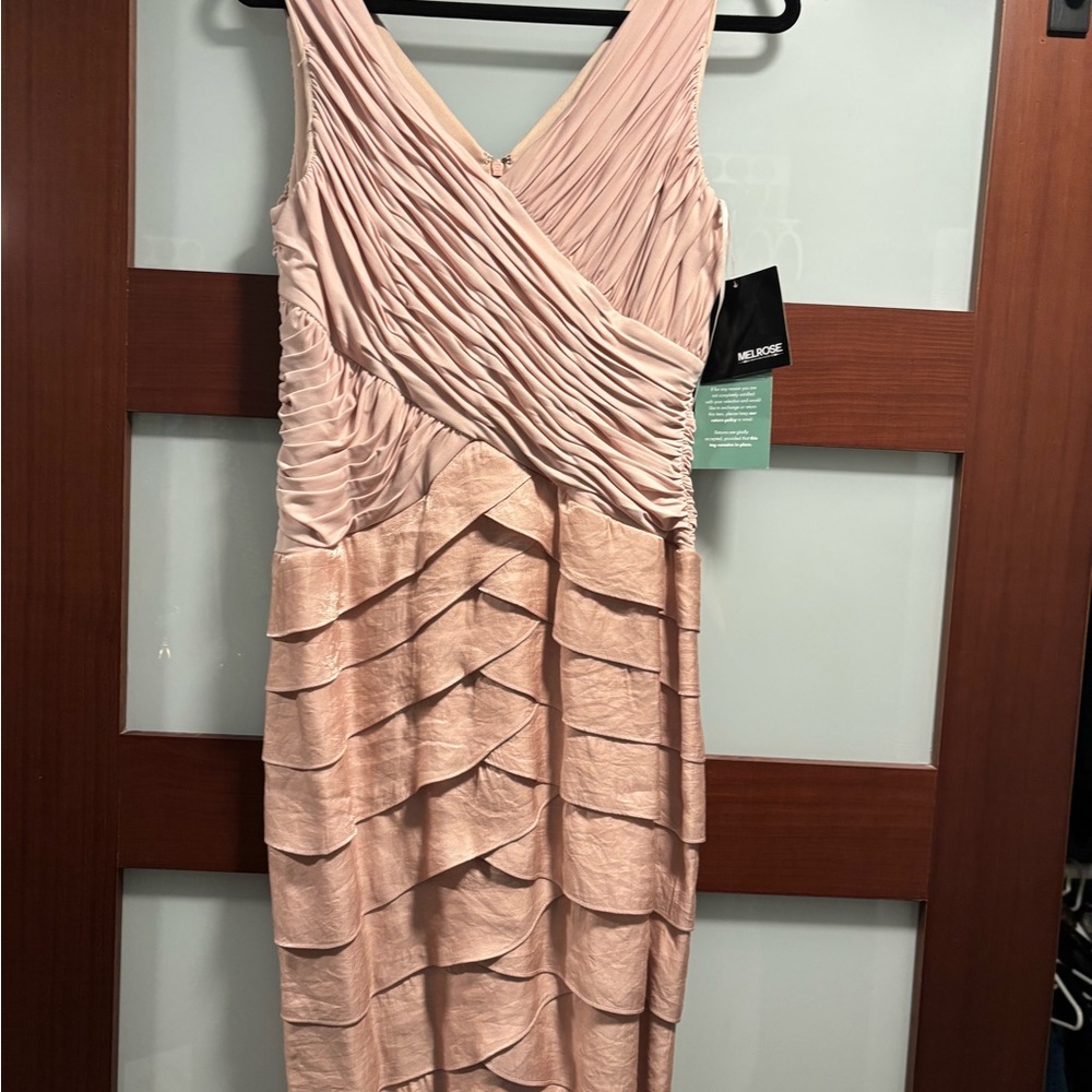 Pink Pleated V-Neck Midi Dress for Cocktail Events